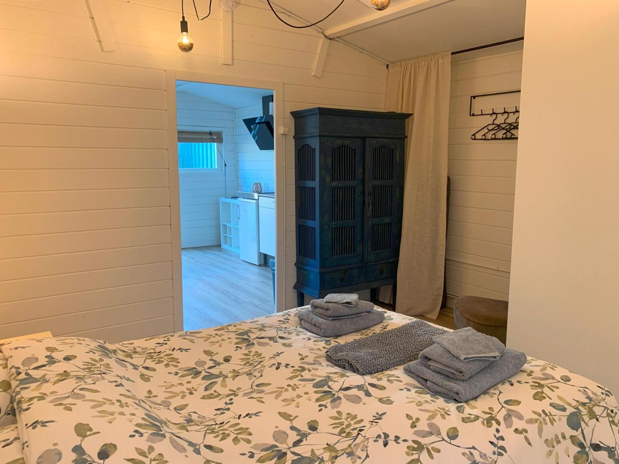 Tiny House Tussen De Grachten Sneek Exteriér fotografie